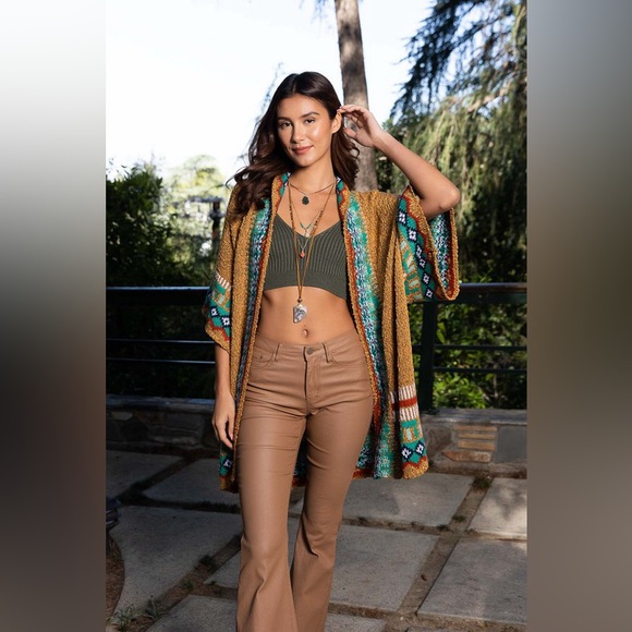 ✨ Kachina Patterned Knitted Cardigan – One Size Fits Most - Picture 1 of 3